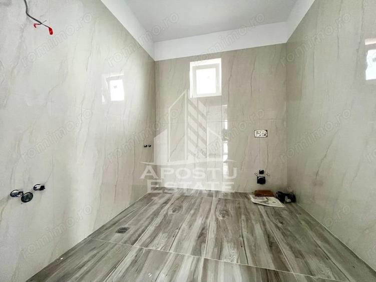 Casă cu 3 camere cu Teren 287 Mp în Sânandrei
