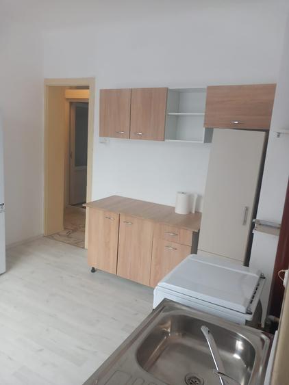 Inchiriez garsoniera zona ultracentrala Ploiesti - 5