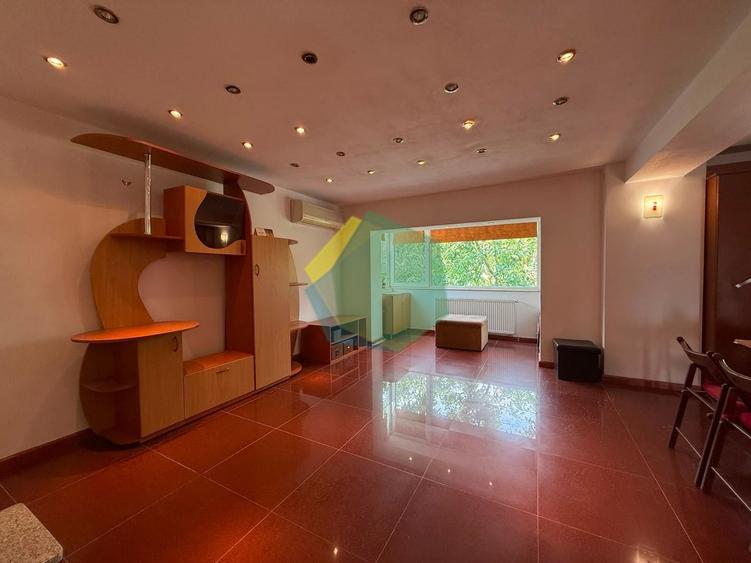 Apartament cu 4 camere în Central