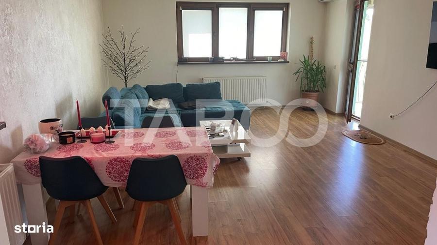 Apartament cu 3 camere decomandat, mobilat în Central
