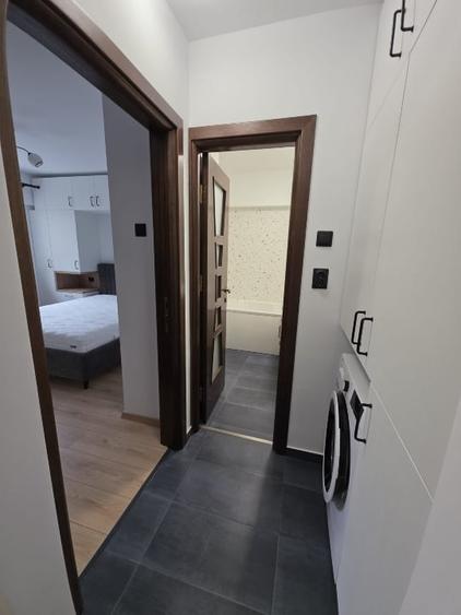 Apartament cu 2 camere semidecomandat, mobilat în Crângași