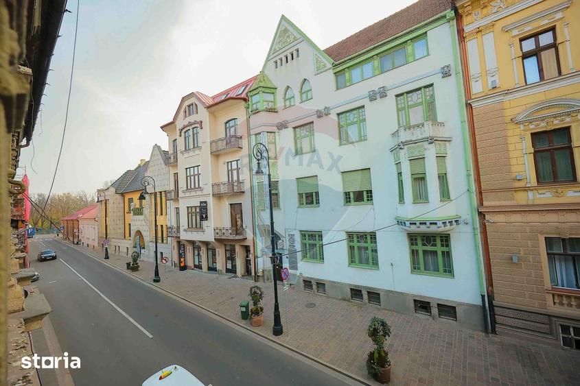 Apartament cu 3 camere, mobilat în Ultracentral