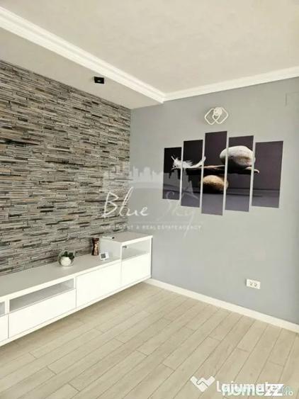 Casă cu 7 camere cu Teren 400 Mp în Cumpăna