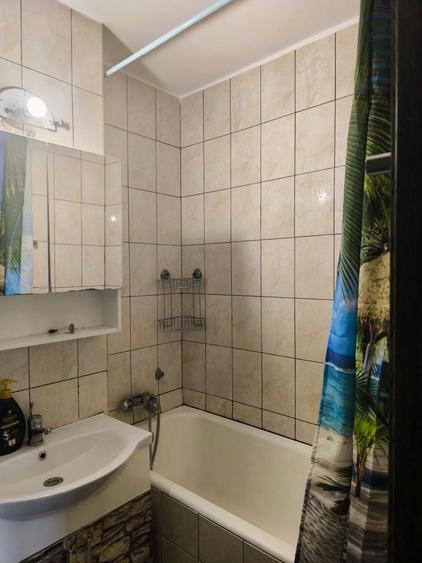 Inchiriez apartament 2 camere , metrou Titan - 5