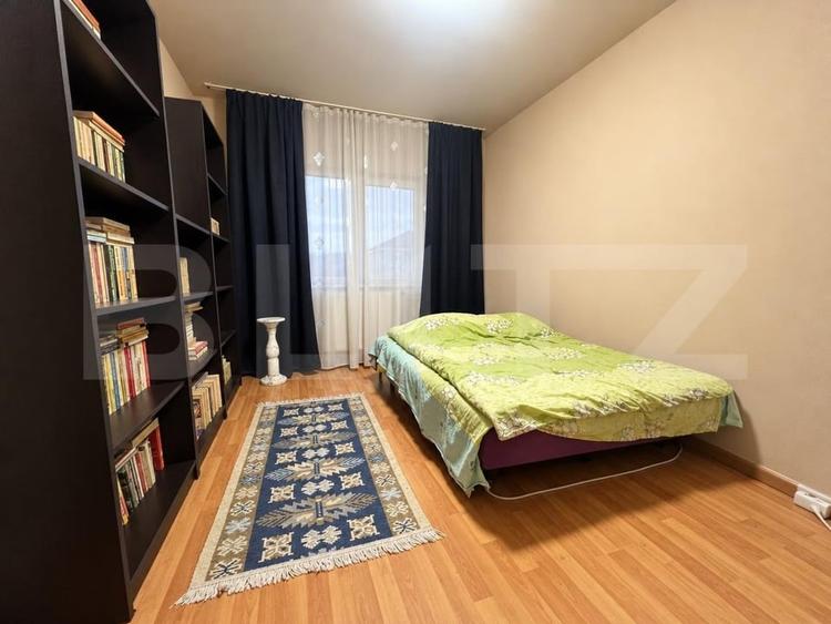 Apartament cu 3 camere decomandat, mobilat în Dragoș Vodă