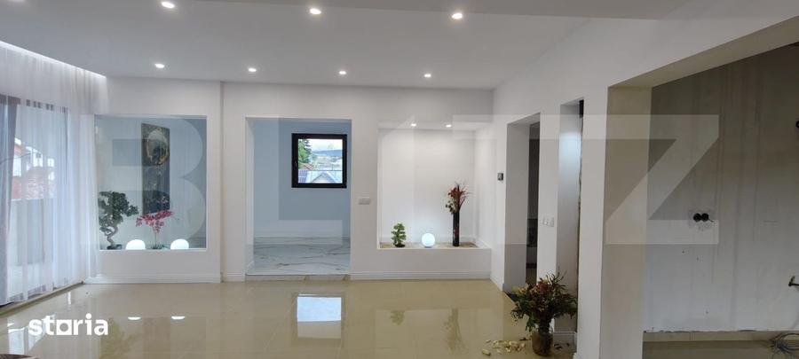 Apartament cu 5 camere în Central