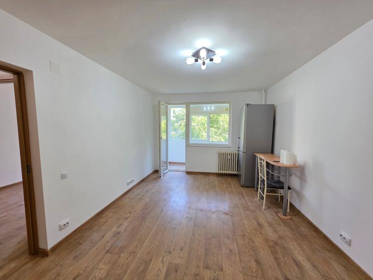 Apartament cu 2 camere decomandat în Colentina