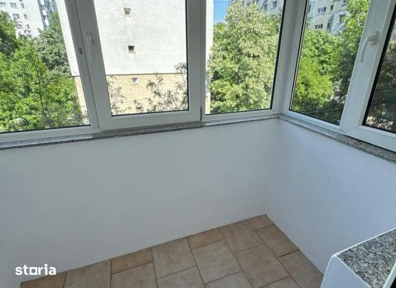 Apartament cu 4 camere în Mircea cel Bătrân