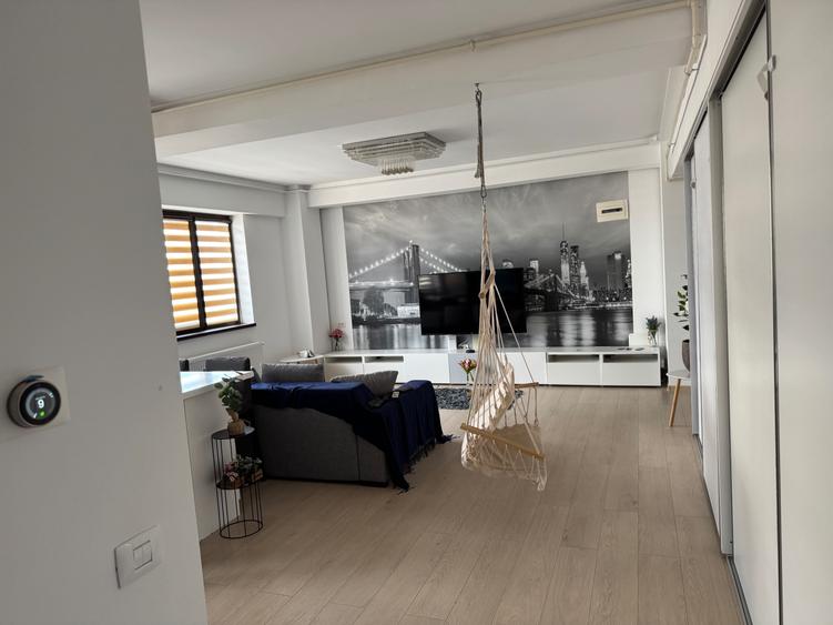 Inchiriez apartament 2 camere Faleza Nord - 1