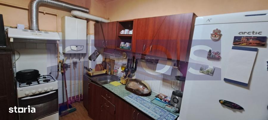 Apartament cu 4 camere decomandat în Ultracentral