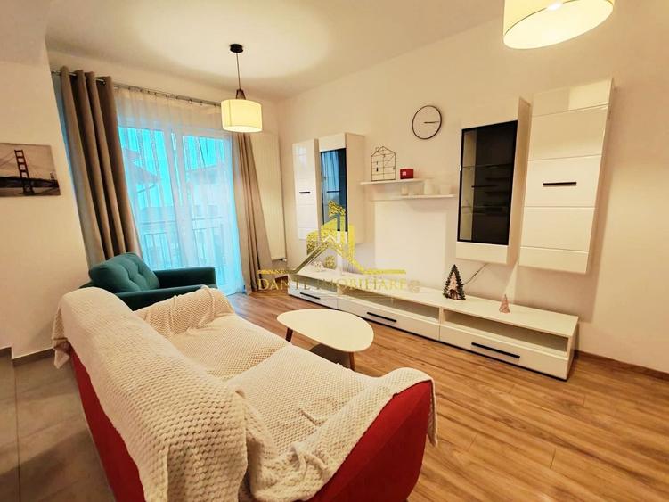 Apartament cu 2 camere semidecomandat, mobilat în Bună Ziua