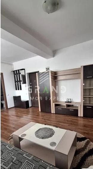 Apartament cu 2 camere semidecomandat, mobilat în Bună Ziua