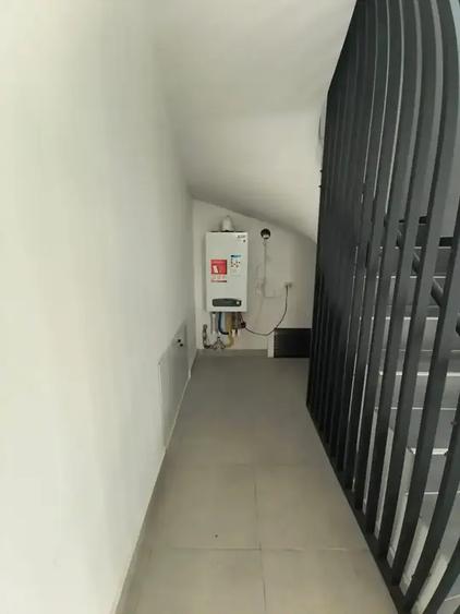 Casă cu 4 camere cu Canalizare în Nord