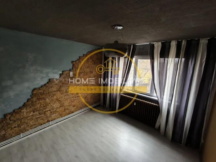 Apartament cu 3 camere semidecomandat, mobilat în Tătărași