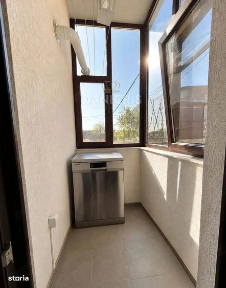 Apartament cu 2 camere decomandat în Km 4