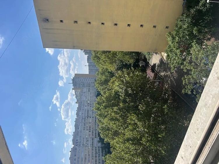 Apartament cu 2 camere decomandat în Colentina
