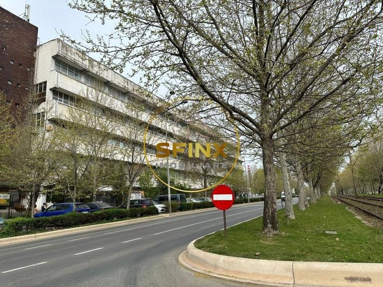 Spațiu comercial, de 90 mp, în Theodor Pallady