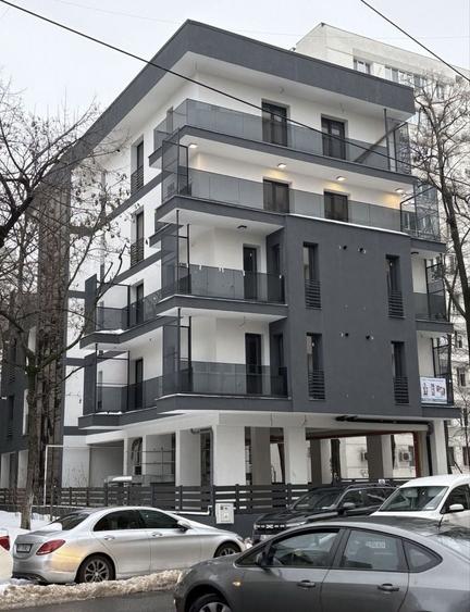 Garsonieră decomandată în Obor
