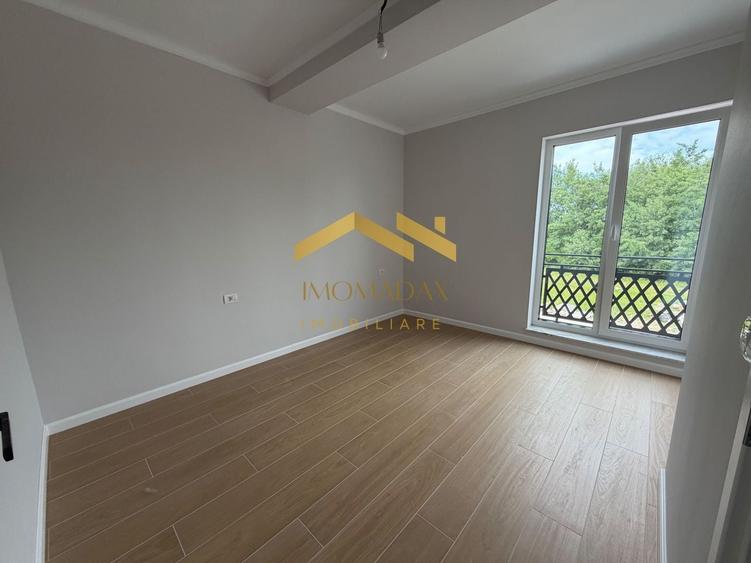 Duplex cu 4 camere cu Canalizare în Bucovăț (Remetea Mare)