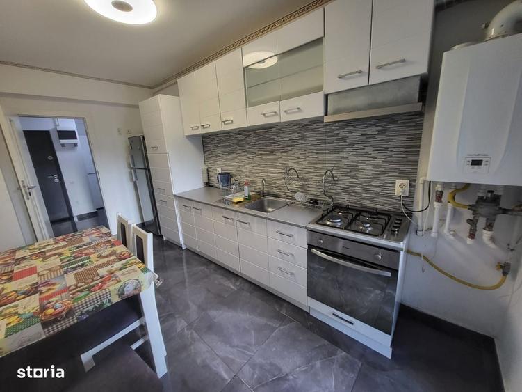 Apartament cu 2 camere în Central — fotografia 3