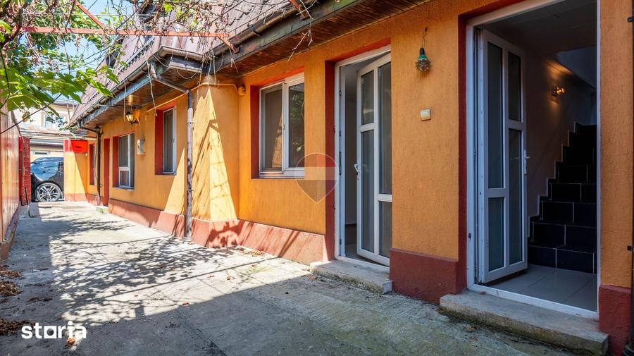 Casă cu 9 camere cu Teren 160 Mp în Chitila