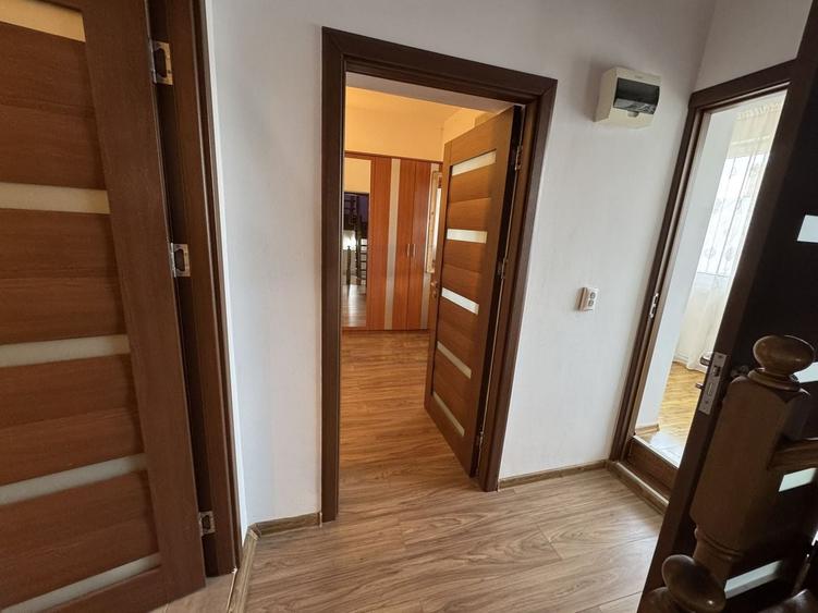 Casa cu 7 camere de vanzare in zona *Regie-Belvedere* - 25