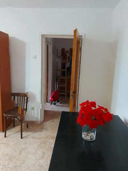 Apartament cu 2 camere decomandat, mobilat în Obor