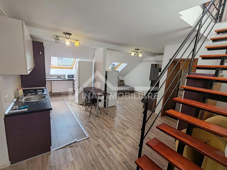 Apartament cu 3 camere semidecomandat, mobilat în Zorilor