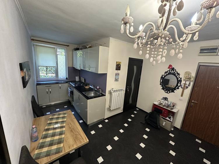 Apartament cu 2 camere decomandat, mobilat în Berceni
