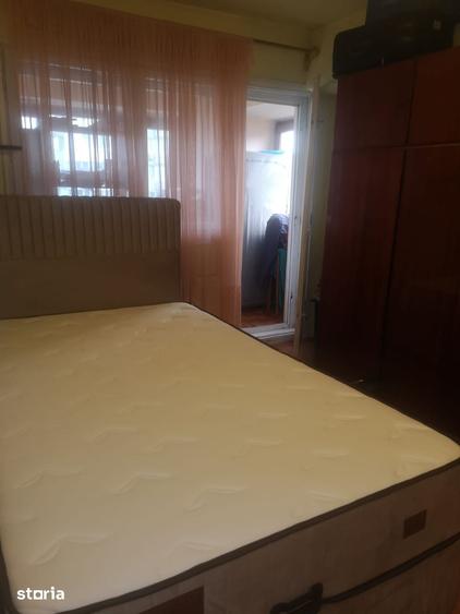 Apartament cu 3 camere decomandat în Militari