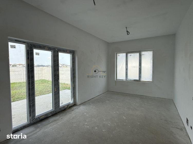 Casă cu 4 camere cu Teren 500 Mp în Dragomirești-Vale