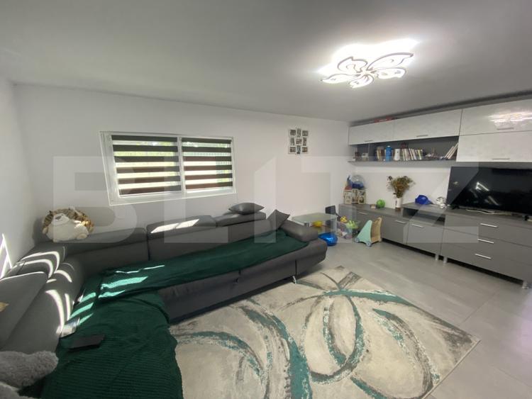 Casă individuală cu 5 camere cu Teren 1500 Mp în Popeni