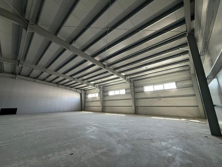 Spațiu industrial, de 850 mp, în Exterior Vest