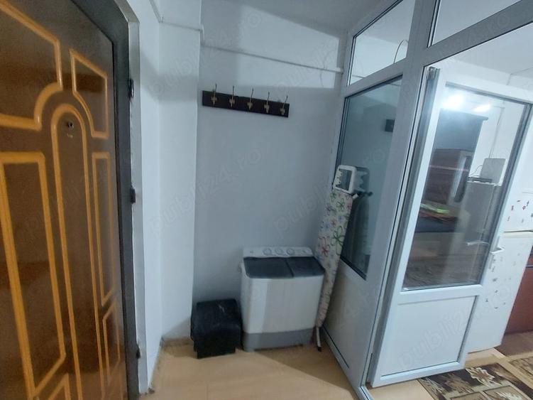 Garsonieră decomandată în Milcov