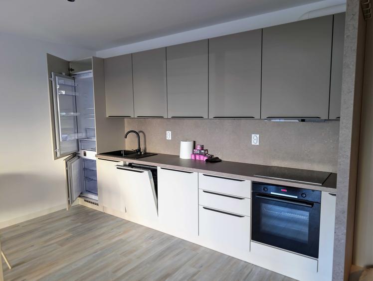 Apartament cu 2 camere decomandat în Exterior Vest