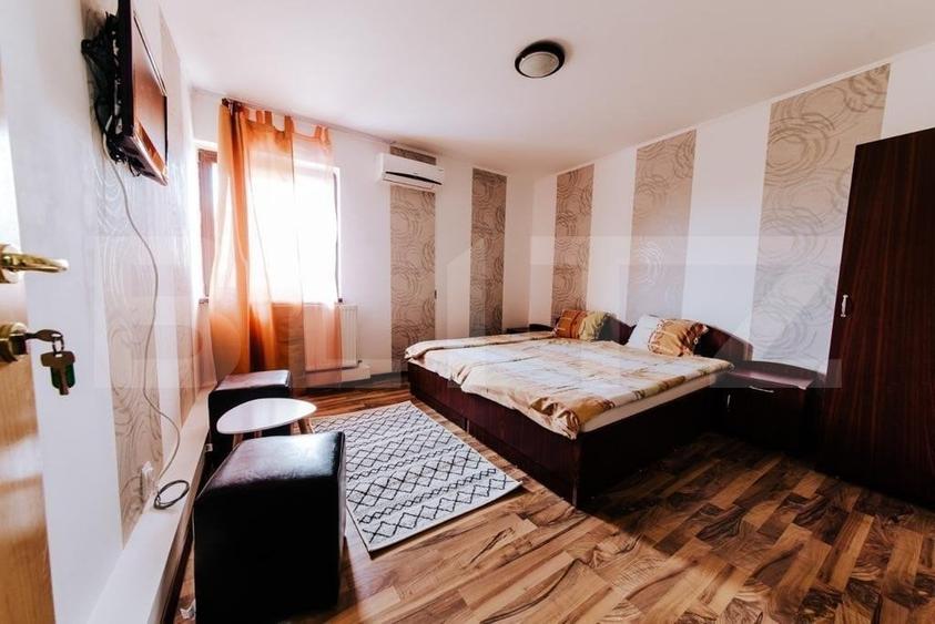 Casă individuală cu 11 camere cu Teren 207 Mp în Mehala