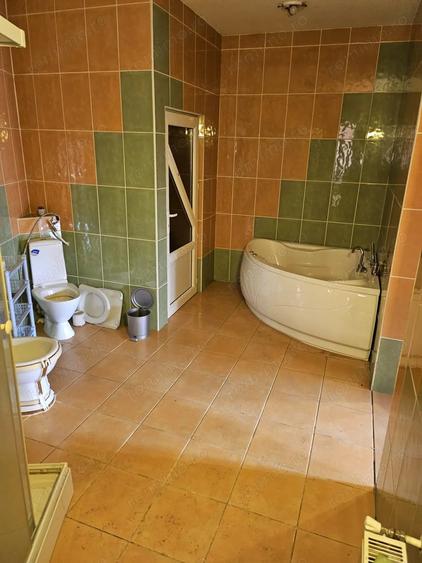 Casă cu 5 camere cu Teren 400 Mp în Nord