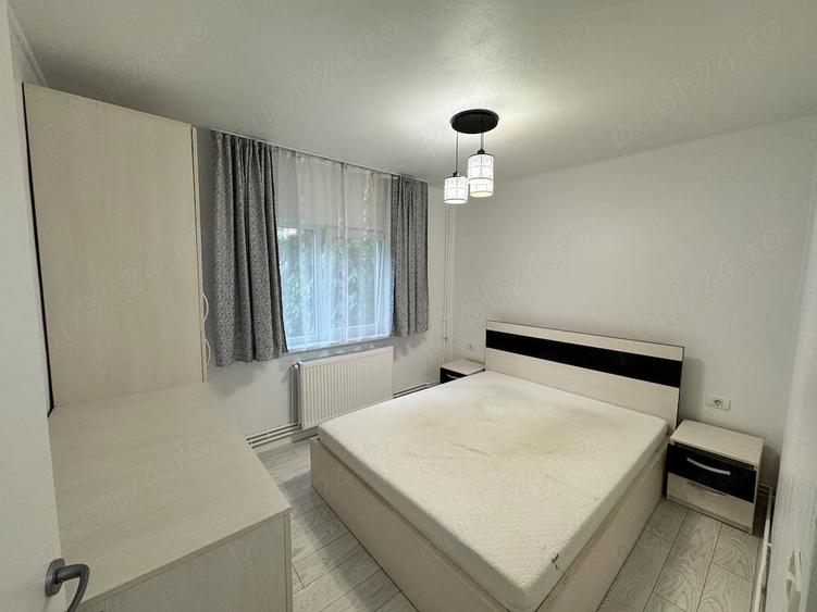 Apartament cu 2 camere semidecomandat în Aradului
