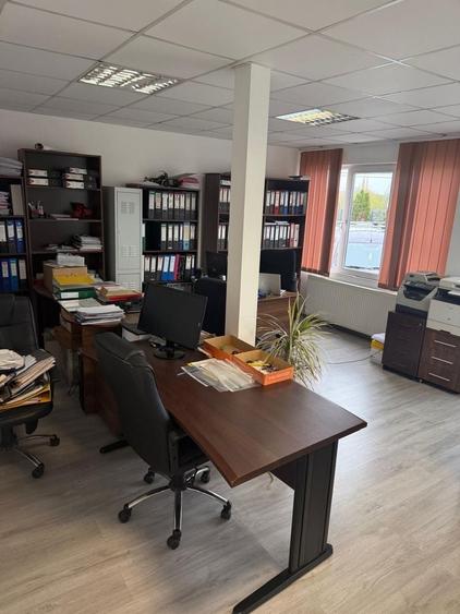 Spațiu comercial, de 48 mp, în Exterior Vest