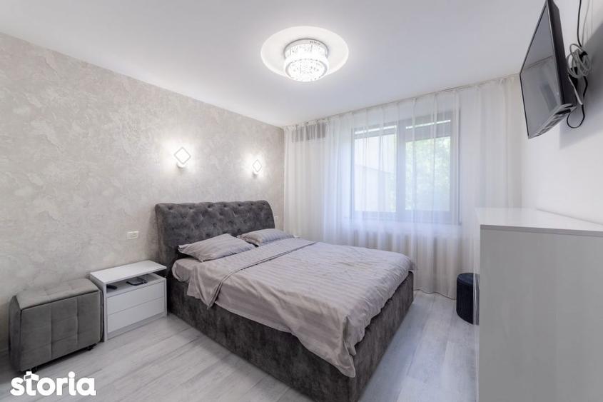Apartament cu 3 camere, mobilat în Calea București