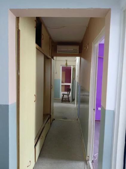Apartament cu 3 camere decomandat în Micro 20