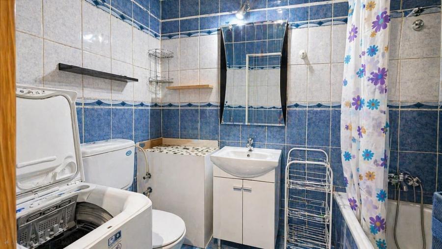 Apartament cu 2 camere decomandat, mobilat în Blumăna