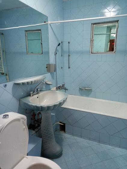 Apartament cu 4 camere decomandat în Govândari