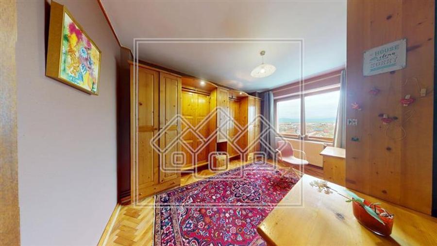 Ap decomandat, 4 camere, balcon, priveliste superba - M. Viteazu - 11