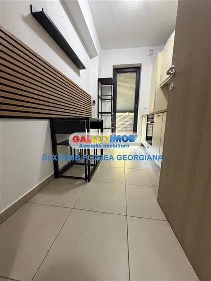 Apartament cu 2 camere semidecomandat, mobilat în Băneasa
