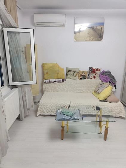 Apartament cu 2 camere decomandat în Dobroești