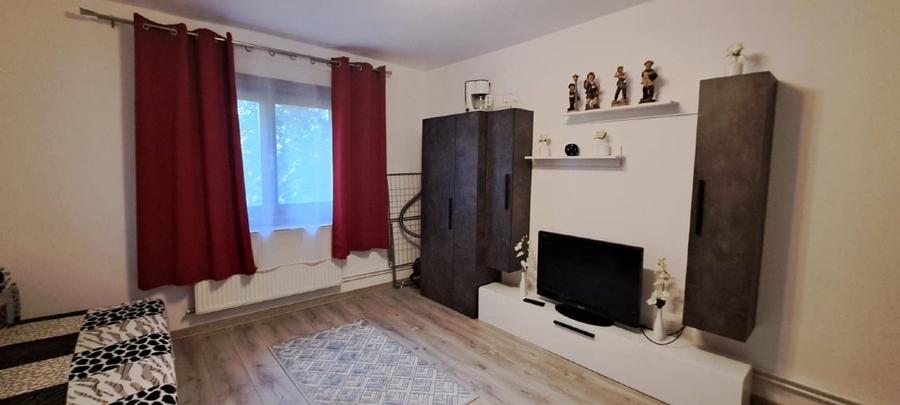 Garsonieră semidecomandată în Complex Studențesc