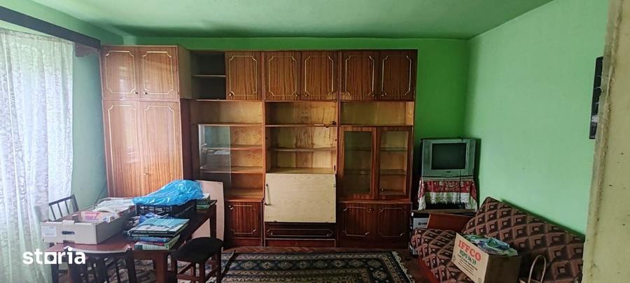 Casă cu 3 camere cu Teren 700 Mp în Românași