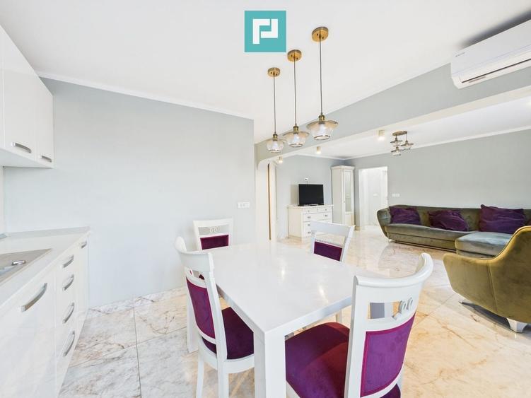 Apartament cu 3 camere semidecomandat în Intim
