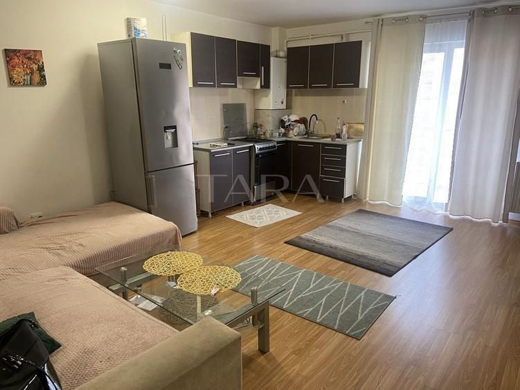 Apartament cu 2 camere decomandat, mobilat în Florești — fotografia 2